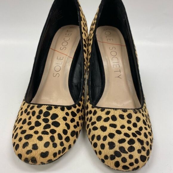 SOLE Society Giselle cheetah stacked‎ heel pumps - Picture 2 of 6
